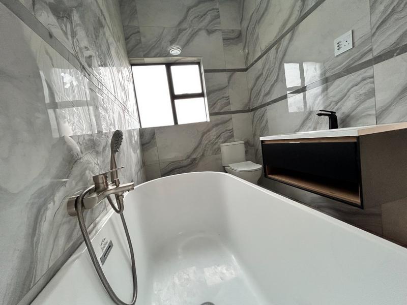 5 Bedroom Property for Sale in Seasons Lifestyle Estate North West